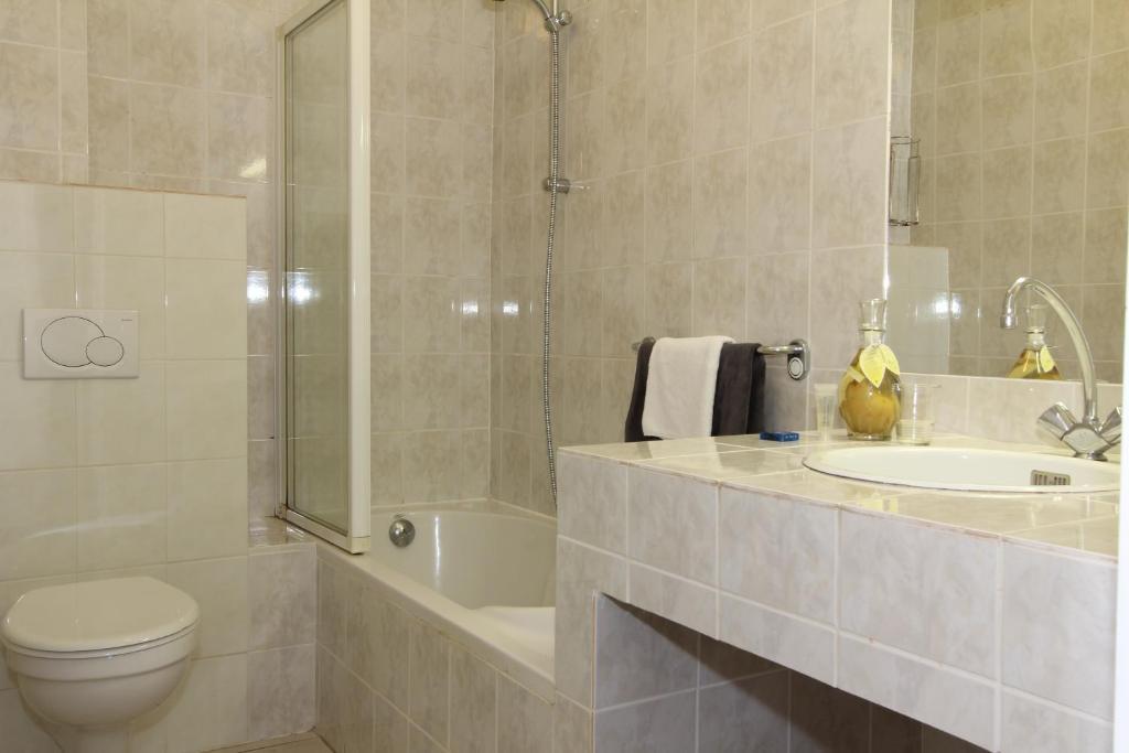 Hotel Restaurant Zeeland Толен Номер фото